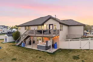 1183 E Foothill Dr S, Santaquin, UT 84655 - Photo 2