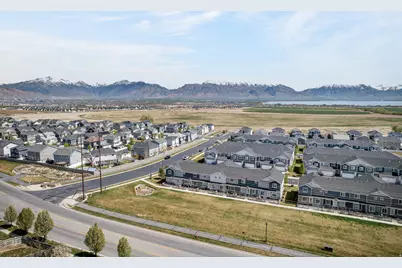 7579 N Cottage Ln, Eagle Mountain, UT 84005 - Photo 12