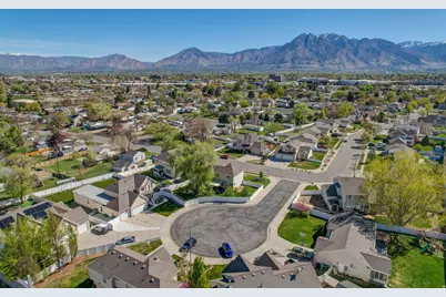 6226 S Clear St, Murray, UT 84107 - Photo 42