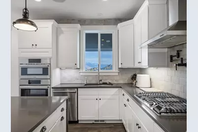 2208 E Snow Blossom Way, Draper, UT 84020 - Photo 16