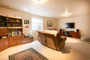1068 E 5675 S, South Ogden, UT 84405 - Photo 14