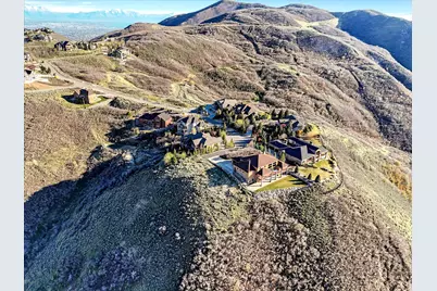 1293 E Fawn Pointe Ct S #29, Draper, UT 84020 - Photo 8