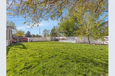 1401 E Brookshire Dr S, Salt Lake City, UT 84106 - Photo 18