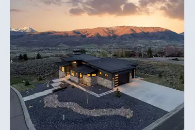 5585 E Highland View Ct, Eden, UT 84310 - Photo 70