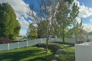 12 E 2150 N, Layton, UT 84041 - Photo 34