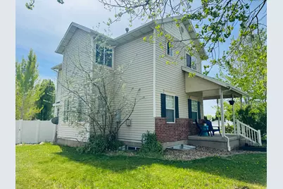 12 E 2150 N, Layton, UT 84041 - Photo 2