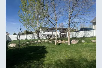 12 E 2150 N, Layton, UT 84041 - Photo 28