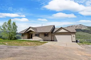 2013 N River View Cir, Huntsville, UT 84317 - Photo 42
