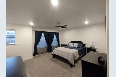 2736 E Kistler Aly, Eagle Mountain, UT 84005 - Photo 4