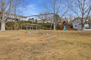 865 S 1650 E, Clearfield, UT 84015 - Photo 24