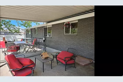 7152 S 2740 E, Cottonwood Heights, UT 84121 - Photo 8