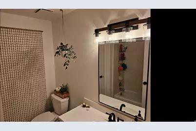 7152 S 2740 E, Cottonwood Heights, UT 84121 - Photo 4