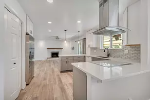 7152 S 2740 E, Cottonwood Heights, UT 84121 - Photo 2