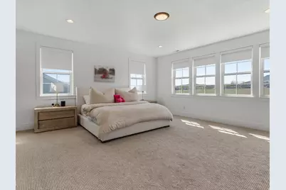 563 W Founders Blvd, Saratoga Springs, UT 84045 - Photo 14