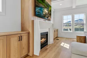 563 W Founders Blvd, Saratoga Springs, UT 84045 - Photo 8