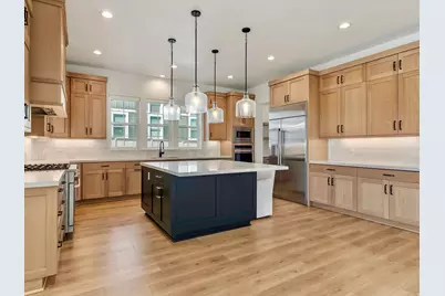 563 W Founders Blvd, Saratoga Springs, UT 84045 - Photo 10