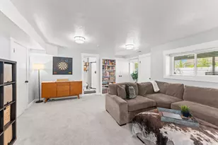 1769 E Edgecliff Dr S, Sandy, UT 84092 - Photo 20