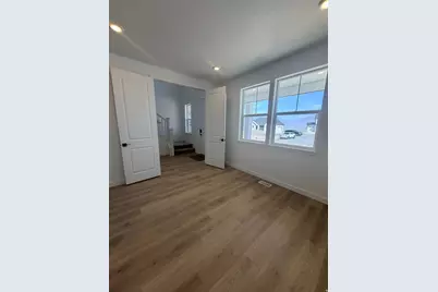 3329 Zigzag Heron Dr S #802, Saratoga Springs, UT 84045 - Photo 4