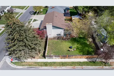 1758 E Abbedale Ln E, Sandy, UT 84092 - Photo 28