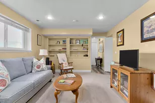 1758 E Abbedale Ln E, Sandy, UT 84092 - Photo 18