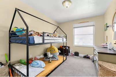 1758 E Abbedale Ln E, Sandy, UT 84092 - Photo 12