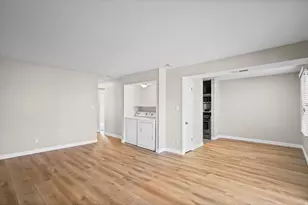 456 E Creekside Cir, Murray, UT 84107 - Photo 6