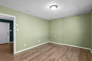 1302 E Swan S, Ogden, UT 84401 - Photo 18