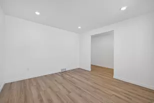 12029 S Antelope Flat Way W, Herriman, UT 84096 - Photo 6