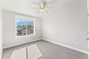 10374 S Sage Canal Way, Sandy, UT 84070 - Photo 28