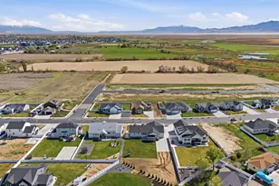 4817 W 50 S, West Point, UT 84015 - Photo 42