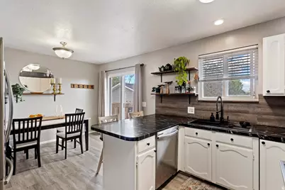 4463 S 2900 W, Roy, UT 84067 - Photo 8