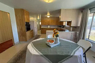 885 N 600 E, Price, UT 84501 - Photo 4