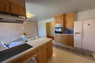 885 N 600 E, Price, UT 84501 - Photo 2