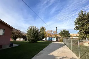 885 N 600 E, Price, UT 84501 - Photo 32