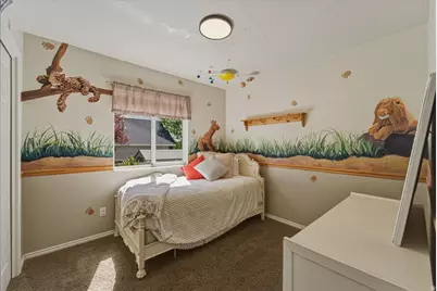 4521 W Carriage Ln N, Cedar Hills, UT 84062 - Photo 16