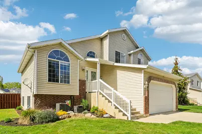 2119 N 2360 W, Clinton, UT 84015 - Photo 2