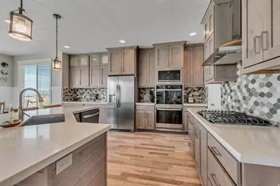 6628 W Sky Bird Cir, Herriman, UT 84096 - Photo 16