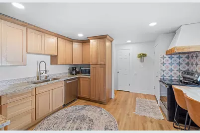 7147 S Ponderosa Dr E, Cottonwood Heights, UT 84121 - Photo 8