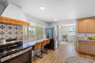 7147 S Ponderosa Dr E, Cottonwood Heights, UT 84121 - Photo 10