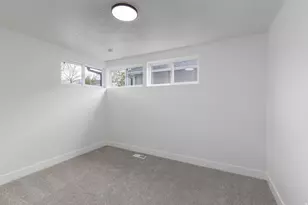 797 S 350 W, Bountiful, UT 84010 - Photo 22