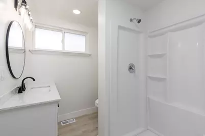 797 S 350 W, Bountiful, UT 84010 - Photo 16