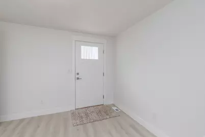 797 S 350 W, Bountiful, UT 84010 - Photo 12