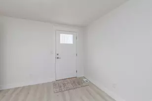 797 S 350 W, Bountiful, UT 84010 - Photo 12