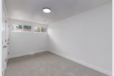 797 S 350 W, Bountiful, UT 84010 - Photo 14