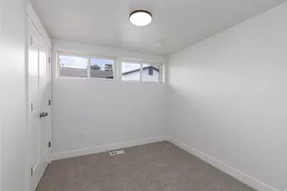 797 S 350 W, Bountiful, UT 84010 - Photo 18