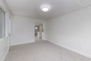 797 S 350 W, Bountiful, UT 84010 - Photo 10