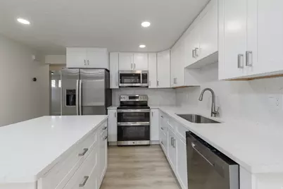 797 S 350 W, Bountiful, UT 84010 - Photo 6