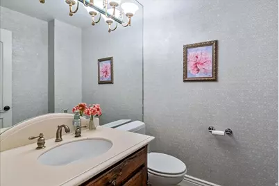 1095 E Mariwood Cir, North Salt Lake, UT 84054 - Photo 34