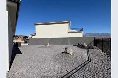 2054 W 320 S, Hurricane, UT 84737 - Photo 26