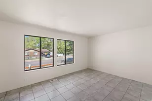 666 E Larchwood Dr, Midvale, UT 84047 - Photo 10